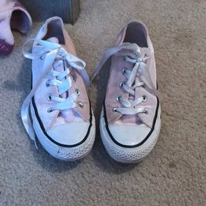 Pink suede lacy shoelace converse